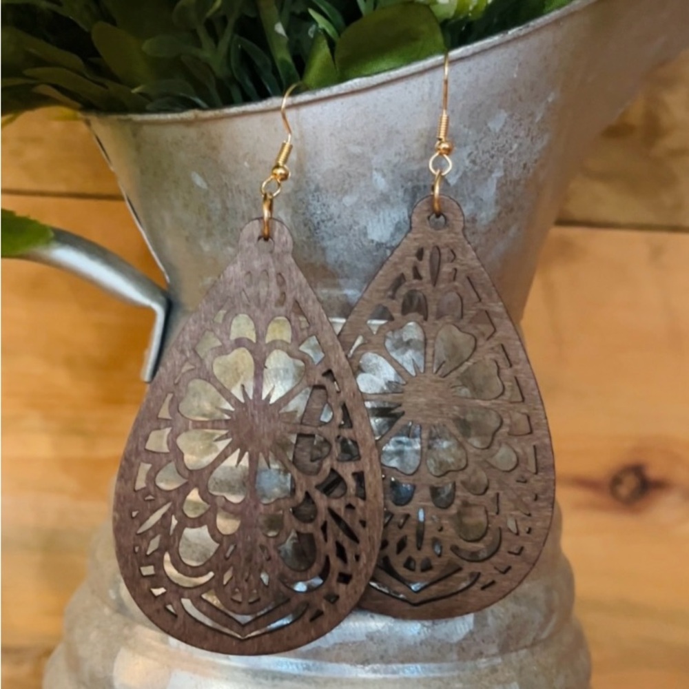 NIP Boho wooden earrings lightweight